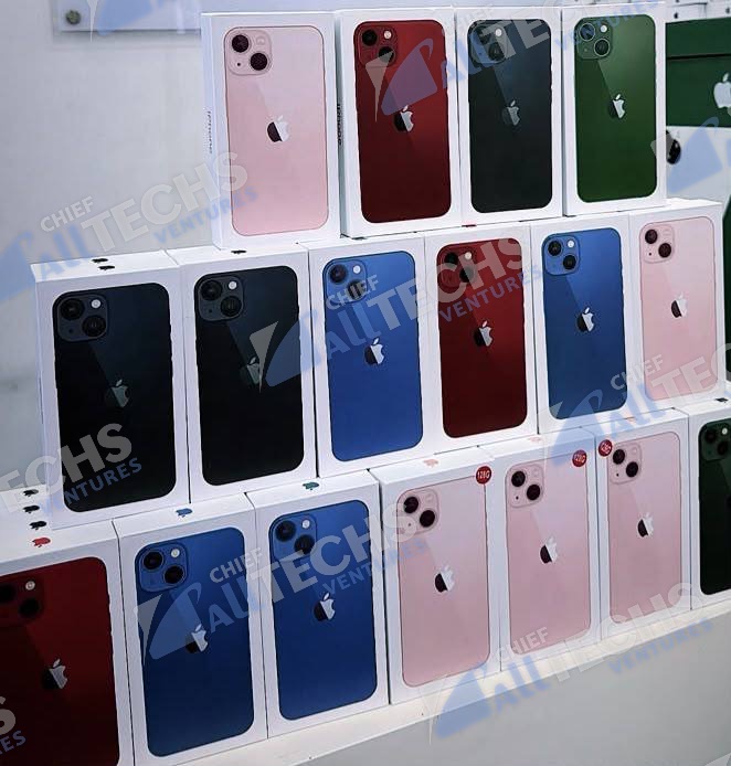 Apple iPhone 13